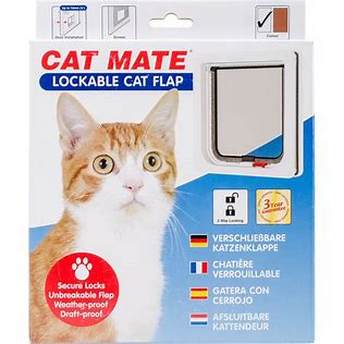 Secure cat clearance flap